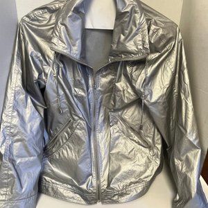 Zenergy by Chico's silver jacket Size 1 (M/8) Shell 100% Nylon Lining 100% Poly